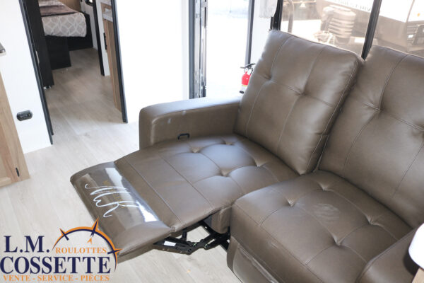 Grey Wolf 26 SS 2025-LM Cossette inc. vr-roulotte-fifth wheel-cargo-arctic wolf -Remote-Clipper-cherokee-grey wolf-wolf pup-kodiak cub-aspen trail-dutchmen-forest river-freedom express select-coachmen-apex nano -Trois-Rivières