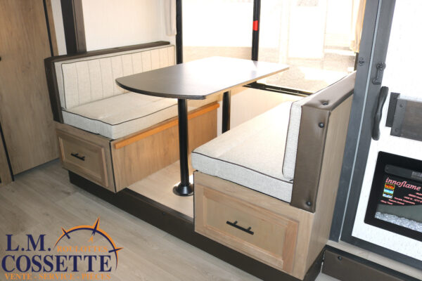 Grey Wolf 26 SS 2025-LM Cossette inc. vr-roulotte-fifth wheel-cargo-arctic wolf -Remote-Clipper-cherokee-grey wolf-wolf pup-kodiak cub-aspen trail-dutchmen-forest river-freedom express select-coachmen-apex nano -Trois-Rivières