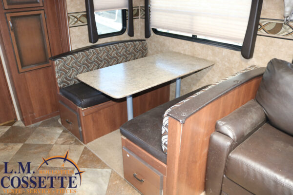 Zinger 25 BH 2014-LM Cossette inc. vr-roulotte-fifth wheel-cargo-arctic wolf -Remote-Clipper-cherokee-grey wolf-wolf pup-kodiak cub-aspen trail-dutchmen-forest river-freedom express select-coachmen-apex nano -Trois-Rivières