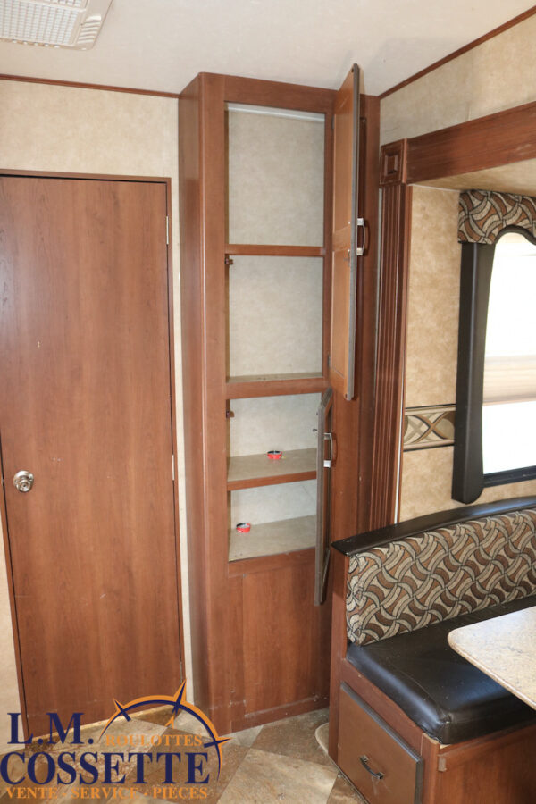 Zinger 25 BH 2014-LM Cossette inc. vr-roulotte-fifth wheel-cargo-arctic wolf -Remote-Clipper-cherokee-grey wolf-wolf pup-kodiak cub-aspen trail-dutchmen-forest river-freedom express select-coachmen-apex nano -Trois-Rivières