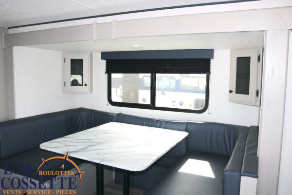 Apex 215 RBK 2025-LM Cossette inc. vr-roulotte-fifth wheel-cargo-arctic wolf -Remote-Clipper-cherokee-grey wolf-wolf pup-kodiak cub-aspen trail-dutchmen-forest river-freedom express select-coachmen-apex nano -Trois-Rivières