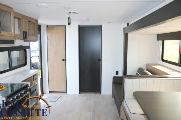Grey Wolf 26 LK 2025-LM Cossette inc. vr-roulotte-fifth wheel-cargo-arctic wolf -Remote-Clipper-cherokee-grey wolf-wolf pup-kodiak cub-aspen trail-dutchmen-forest river-freedom express select-coachmen-apex nano -Trois-Rivières