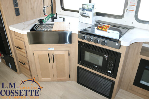 Grey Wolf 26 LK 2025-LM Cossette inc. vr-roulotte-fifth wheel-cargo-arctic wolf -Remote-Clipper-cherokee-grey wolf-wolf pup-kodiak cub-aspen trail-dutchmen-forest river-freedom express select-coachmen-apex nano -Trois-Rivières