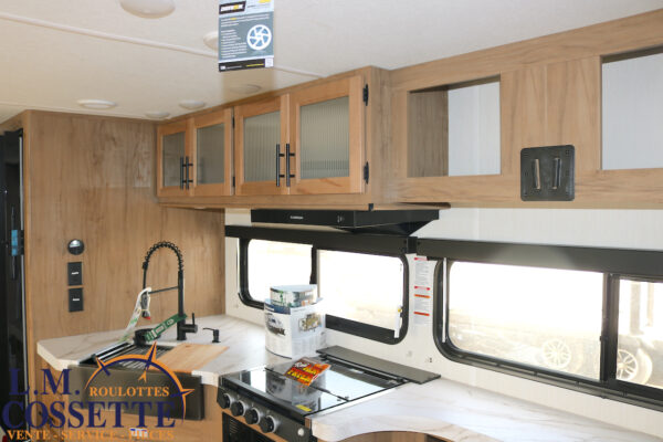 Grey Wolf 26 LK 2025-LM Cossette inc. vr-roulotte-fifth wheel-cargo-arctic wolf -Remote-Clipper-cherokee-grey wolf-wolf pup-kodiak cub-aspen trail-dutchmen-forest river-freedom express select-coachmen-apex nano -Trois-Rivières