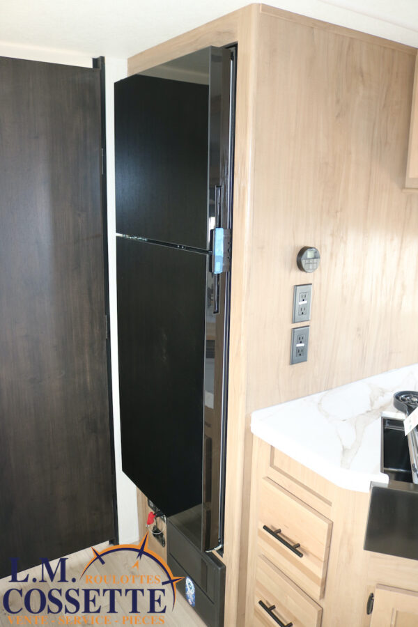 Grey Wolf 26 LK 2025-LM Cossette inc. vr-roulotte-fifth wheel-cargo-arctic wolf -Remote-Clipper-cherokee-grey wolf-wolf pup-kodiak cub-aspen trail-dutchmen-forest river-freedom express select-coachmen-apex nano -Trois-Rivières