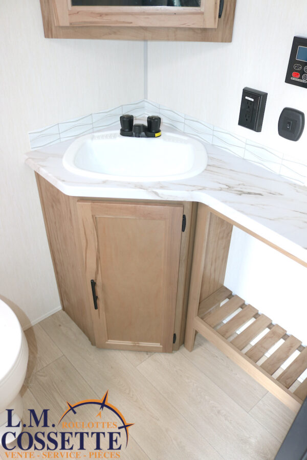 Grey Wolf 26 LK 2025-LM Cossette inc. vr-roulotte-fifth wheel-cargo-arctic wolf -Remote-Clipper-cherokee-grey wolf-wolf pup-kodiak cub-aspen trail-dutchmen-forest river-freedom express select-coachmen-apex nano -Trois-Rivières