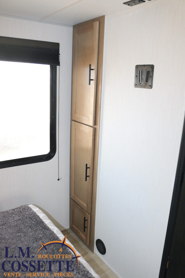 Grey Wolf 26 LK 2025-LM Cossette inc. vr-roulotte-fifth wheel-cargo-arctic wolf -Remote-Clipper-cherokee-grey wolf-wolf pup-kodiak cub-aspen trail-dutchmen-forest river-freedom express select-coachmen-apex nano -Trois-Rivières