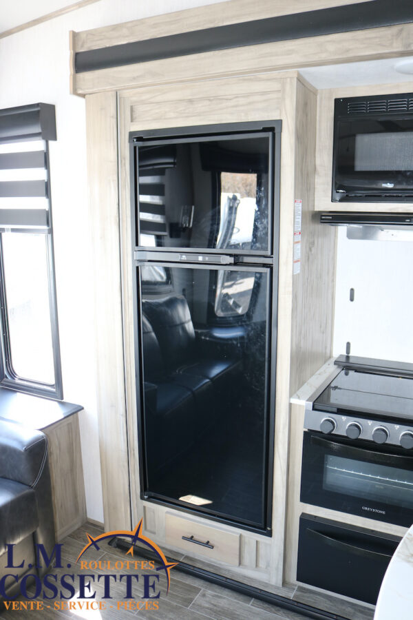 Arctic Wolf 298 LB 2021-LM Cossette inc. vr-roulotte-fifth wheel-cargo-arctic wolf -Remote-Clipper-cherokee-grey wolf-wolf pup-kodiak cub-aspen trail-dutchmen-forest river-freedom express select-coachmen-apex nano -Trois-Rivières