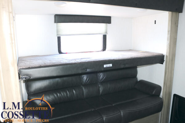 Arctic Wolf 298 LB 2021-LM Cossette inc. vr-roulotte-fifth wheel-cargo-arctic wolf -Remote-Clipper-cherokee-grey wolf-wolf pup-kodiak cub-aspen trail-dutchmen-forest river-freedom express select-coachmen-apex nano -Trois-Rivières
