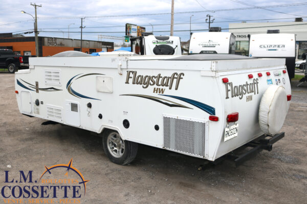 Flagstaff 19 SCH 2013-LM Cossette inc. vr-roulotte-fifth wheel-cargo-arctic wolf -Remote-Clipper-cherokee-grey wolf-wolf pup-kodiak cub-aspen trail-dutchmen-forest river-freedom express select-coachmen-apex nano -Trois-Rivières