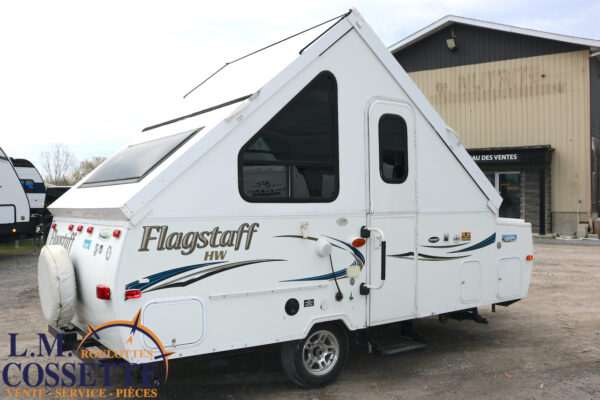 Flagstaff 19 SCH 2013-LM Cossette inc. vr-roulotte-fifth wheel-cargo-arctic wolf -Remote-Clipper-cherokee-grey wolf-wolf pup-kodiak cub-aspen trail-dutchmen-forest river-freedom express select-coachmen-apex nano -Trois-Rivières