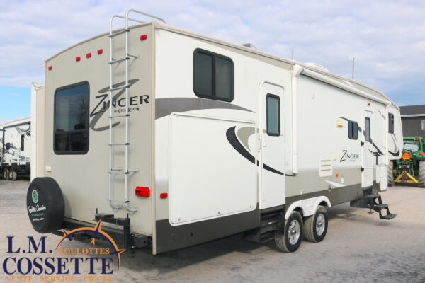 Zinger 31 BH 2014-LM Cossette inc. vr-roulotte-fifth wheel-cargo-arctic wolf -Remote-Clipper-cherokee-grey wolf-wolf pup-kodiak cub-aspen trail-dutchmen-forest river-freedom express select-coachmen-apex nano -Trois-Rivières