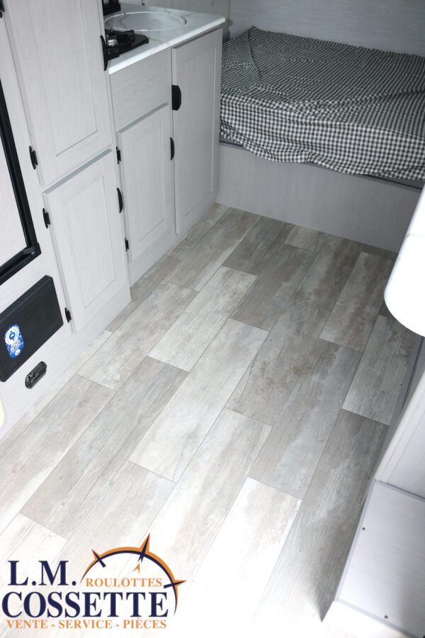 Clipper 16 FB 2025-LM Cossette inc. vr-roulotte-fifth wheel-cargo-arctic wolf -Remote-Clipper-cherokee-grey wolf-wolf pup-kodiak cub-aspen trail-dutchmen-forest river-freedom express select-coachmen-apex nano -Trois-Rivières