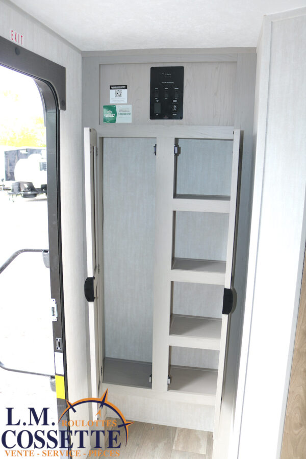 Clipper 16 FB 2025-LM Cossette inc. vr-roulotte-fifth wheel-cargo-arctic wolf -Remote-Clipper-cherokee-grey wolf-wolf pup-kodiak cub-aspen trail-dutchmen-forest river-freedom express select-coachmen-apex nano -Trois-Rivières