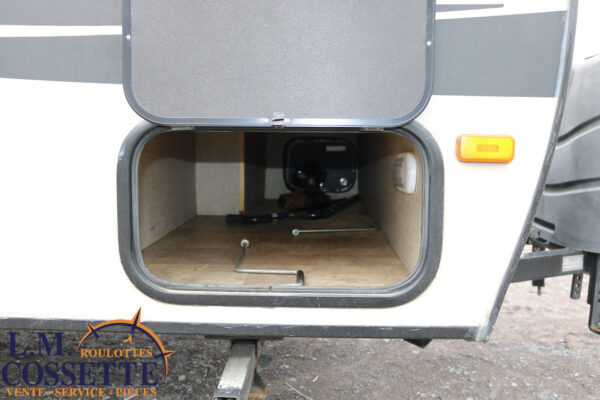 Palomini 177 BH 2016-LM Cossette inc. vr-roulotte-fifth wheel-cargo-arctic wolf -Remote-Clipper-cherokee-grey wolf-wolf pup-kodiak cub-aspen trail-dutchmen-forest river-freedom express select-coachmen-apex nano -Trois-Rivières
