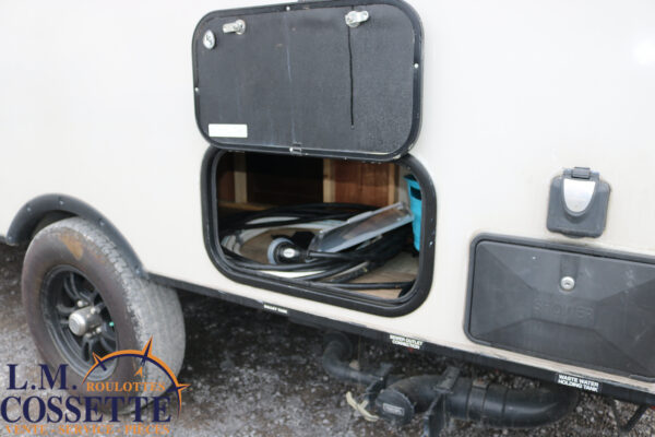 Palomini 177 BH 2016-LM Cossette inc. vr-roulotte-fifth wheel-cargo-arctic wolf -Remote-Clipper-cherokee-grey wolf-wolf pup-kodiak cub-aspen trail-dutchmen-forest river-freedom express select-coachmen-apex nano -Trois-Rivières