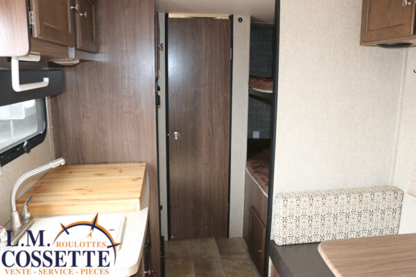 Palomini 177 BH 2016-LM Cossette inc. vr-roulotte-fifth wheel-cargo-arctic wolf -Remote-Clipper-cherokee-grey wolf-wolf pup-kodiak cub-aspen trail-dutchmen-forest river-freedom express select-coachmen-apex nano -Trois-Rivières