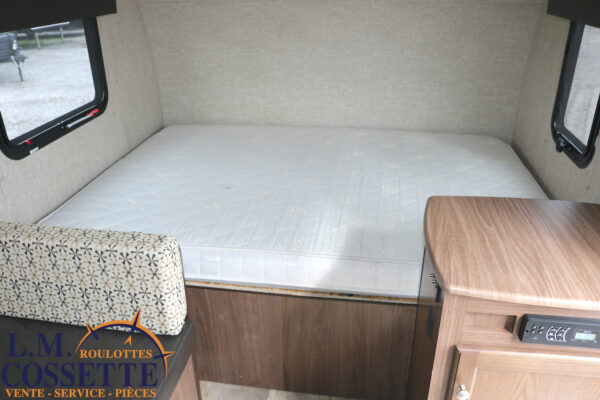 Palomini 177 BH 2016-LM Cossette inc. vr-roulotte-fifth wheel-cargo-arctic wolf -Remote-Clipper-cherokee-grey wolf-wolf pup-kodiak cub-aspen trail-dutchmen-forest river-freedom express select-coachmen-apex nano -Trois-Rivières