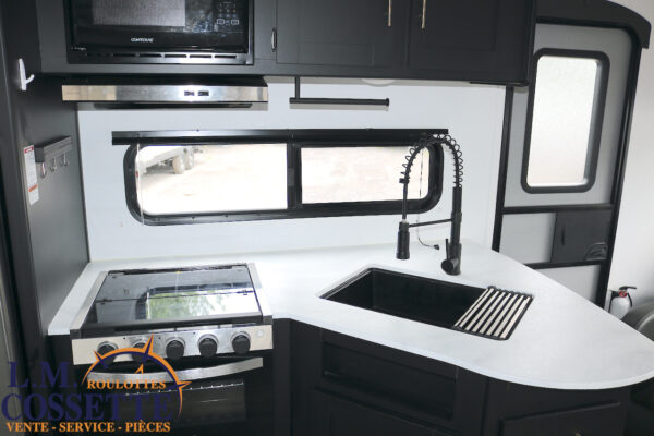 Springdale 266 RL 2022-LM Cossette inc. vr-roulotte-fifth wheel-cargo-arctic wolf -Remote-Clipper-cherokee-grey wolf-wolf pup-kodiak cub-aspen trail-dutchmen-forest river-freedom express select-coachmen-apex nano -Trois-Rivières