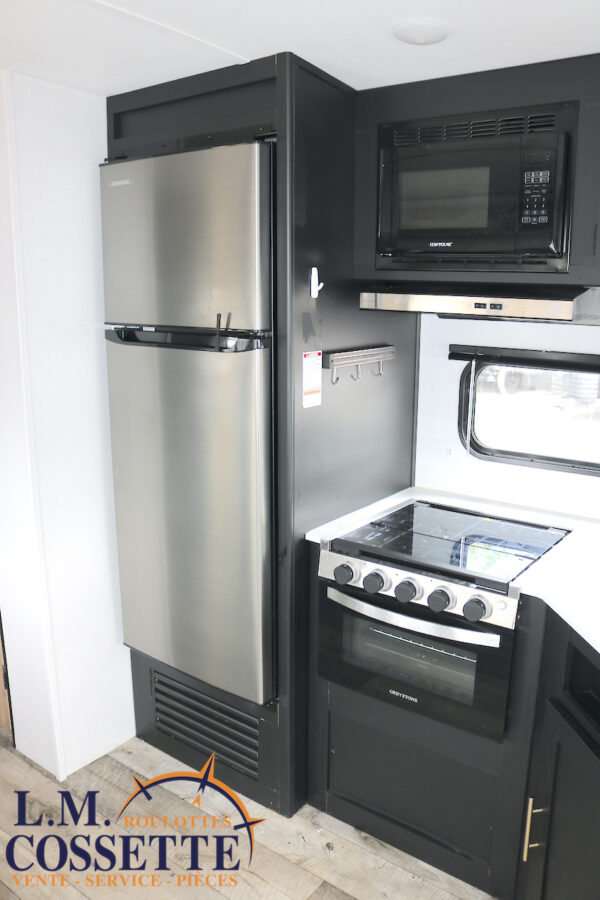 Springdale 266 RL 2022-LM Cossette inc. vr-roulotte-fifth wheel-cargo-arctic wolf -Remote-Clipper-cherokee-grey wolf-wolf pup-kodiak cub-aspen trail-dutchmen-forest river-freedom express select-coachmen-apex nano -Trois-Rivières