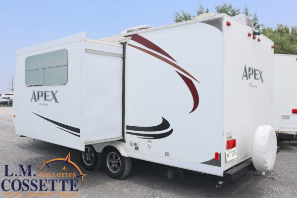Apex 215 RBK 2012-LM Cossette inc. vr-roulotte-fifth wheel-cargo-arctic wolf -Remote-Clipper-cherokee-grey wolf-wolf pup-kodiak cub-aspen trail-dutchmen-forest river-freedom express select-coachmen-apex nano -Trois-Rivières