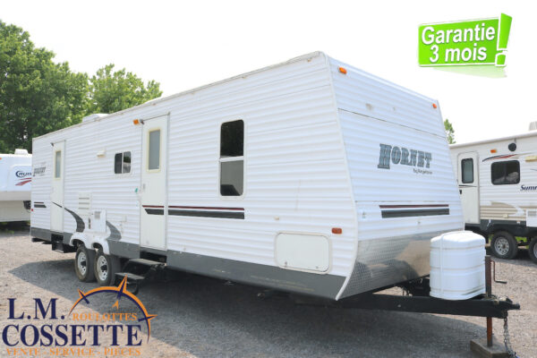 Hornet 29 FBSS 2005-LM Cossette inc. vr-roulotte-fifth wheel-cargo-arctic wolf -Remote-Clipper-cherokee-grey wolf-wolf pup-kodiak cub-aspen trail-dutchmen-forest river-freedom express select-coachmen-apex nano -Trois-Rivières
