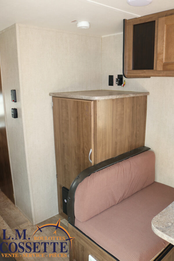 Conquest 199 RK 2019-LM Cossette inc. vr-roulotte-fifth wheel-cargo-arctic wolf -Remote-Clipper-cherokee-grey wolf-wolf pup-kodiak cub-aspen trail-dutchmen-forest river-freedom express select-coachmen-apex nano -Trois-Rivières