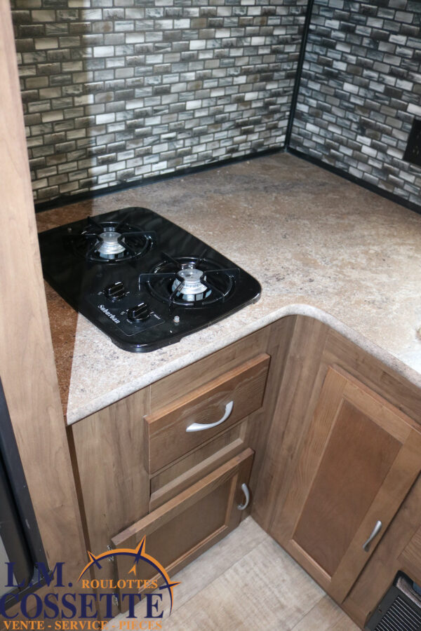 Conquest 199 RK 2019-LM Cossette inc. vr-roulotte-fifth wheel-cargo-arctic wolf -Remote-Clipper-cherokee-grey wolf-wolf pup-kodiak cub-aspen trail-dutchmen-forest river-freedom express select-coachmen-apex nano -Trois-Rivières