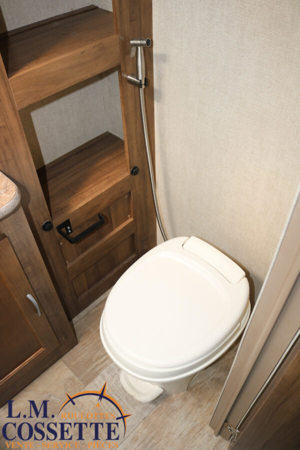 Conquest 199 RK 2019-LM Cossette inc. vr-roulotte-fifth wheel-cargo-arctic wolf -Remote-Clipper-cherokee-grey wolf-wolf pup-kodiak cub-aspen trail-dutchmen-forest river-freedom express select-coachmen-apex nano -Trois-Rivières