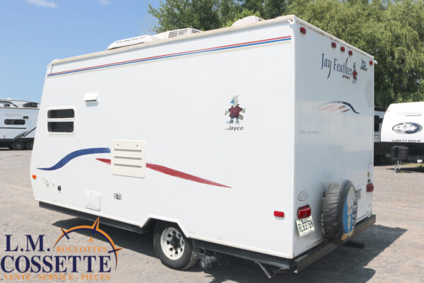 Jay Feather 165 2007-LM Cossette inc. vr-roulotte-fifth wheel-cargo-arctic wolf -Remote-Clipper-cherokee-grey wolf-wolf pup-kodiak cub-aspen trail-dutchmen-forest river-freedom express select-coachmen-apex nano -Trois-Rivières