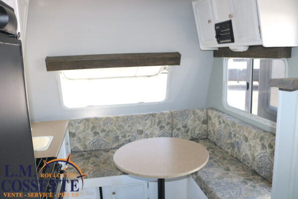 Jay Feather 165 2007-LM Cossette inc. vr-roulotte-fifth wheel-cargo-arctic wolf -Remote-Clipper-cherokee-grey wolf-wolf pup-kodiak cub-aspen trail-dutchmen-forest river-freedom express select-coachmen-apex nano -Trois-Rivières