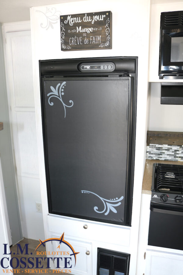 Jay Feather 165 2007-LM Cossette inc. vr-roulotte-fifth wheel-cargo-arctic wolf -Remote-Clipper-cherokee-grey wolf-wolf pup-kodiak cub-aspen trail-dutchmen-forest river-freedom express select-coachmen-apex nano -Trois-Rivières