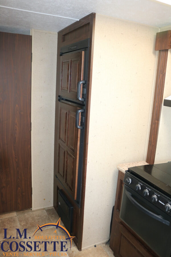 Palomino T-276 2012-LM Cossette inc. vr-roulotte-fifth wheel-cargo-arctic wolf -Remote-Clipper-cherokee-grey wolf-wolf pup-kodiak cub-aspen trail-dutchmen-forest river-freedom express select-coachmen-apex nano -Trois-Rivières