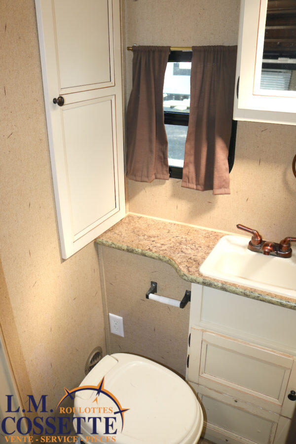 Palomino T-276 2012-LM Cossette inc. vr-roulotte-fifth wheel-cargo-arctic wolf -Remote-Clipper-cherokee-grey wolf-wolf pup-kodiak cub-aspen trail-dutchmen-forest river-freedom express select-coachmen-apex nano -Trois-Rivières