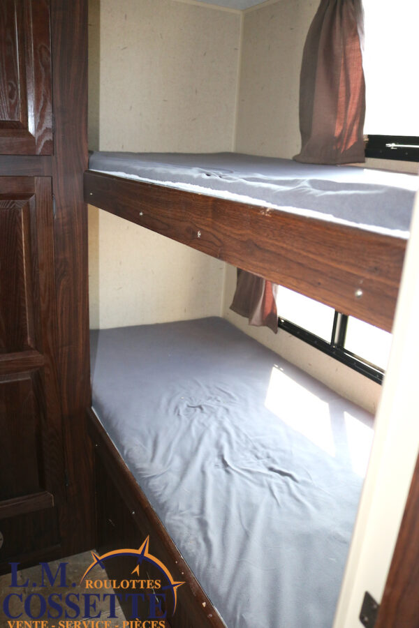 Palomino T-276 2012-LM Cossette inc. vr-roulotte-fifth wheel-cargo-arctic wolf -Remote-Clipper-cherokee-grey wolf-wolf pup-kodiak cub-aspen trail-dutchmen-forest river-freedom express select-coachmen-apex nano -Trois-Rivières