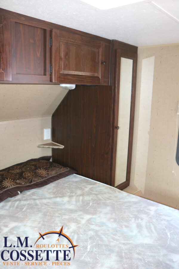 Palomino T-276 2012-LM Cossette inc. vr-roulotte-fifth wheel-cargo-arctic wolf -Remote-Clipper-cherokee-grey wolf-wolf pup-kodiak cub-aspen trail-dutchmen-forest river-freedom express select-coachmen-apex nano -Trois-Rivières