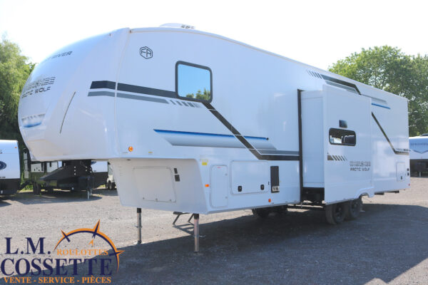 Arctic Wolf 331 BH 2026-LM Cossette inc. vr-roulotte-fifth wheel-cargo-arctic wolf -Remote-Clipper-cherokee-grey wolf-wolf pup-kodiak cub-aspen trail-dutchmen-forest river-freedom express select-coachmen-apex nano -Trois-Rivières
