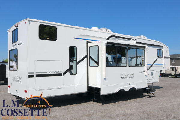 Arctic Wolf 331 BH 2026-LM Cossette inc. vr-roulotte-fifth wheel-cargo-arctic wolf -Remote-Clipper-cherokee-grey wolf-wolf pup-kodiak cub-aspen trail-dutchmen-forest river-freedom express select-coachmen-apex nano -Trois-Rivières