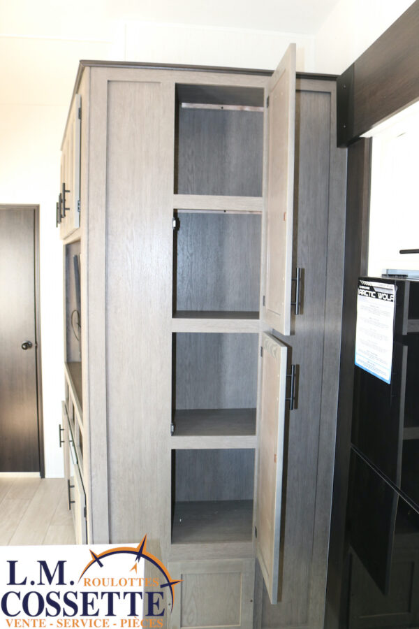 Arctic Wolf 331 BH 2026-LM Cossette inc. vr-roulotte-fifth wheel-cargo-arctic wolf -Remote-Clipper-cherokee-grey wolf-wolf pup-kodiak cub-aspen trail-dutchmen-forest river-freedom express select-coachmen-apex nano -Trois-Rivières