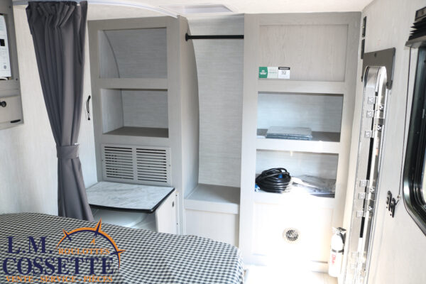 Clipper 13000 ROK 2025-LM Cossette inc. vr-roulotte-fifth wheel-cargo-arctic wolf -Remote-Clipper-cherokee-grey wolf-wolf pup-kodiak cub-aspen trail-dutchmen-forest river-freedom express select-coachmen-apex nano -Trois-Rivières