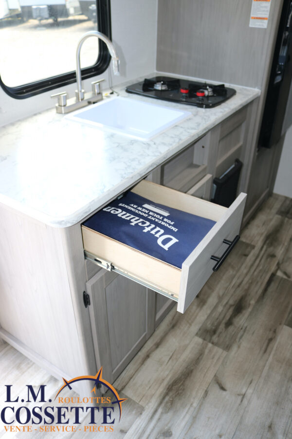 Aspen Trail 17 BH 2026-LM Cossette inc. vr-roulotte-fifth wheel-cargo-arctic wolf -Remote-Clipper-cherokee-grey wolf-wolf pup-kodiak cub-aspen trail-dutchmen-forest river-freedom express select-coachmen-apex nano -Trois-Rivières