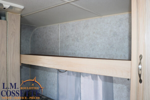 Prolite Profil 2008-LM Cossette inc. vr-roulotte-fifth wheel-cargo-arctic wolf -Remote-Clipper-cherokee-grey wolf-wolf pup-kodiak cub-aspen trail-dutchmen-forest river-freedom express select-coachmen-apex nano -Trois-Rivières