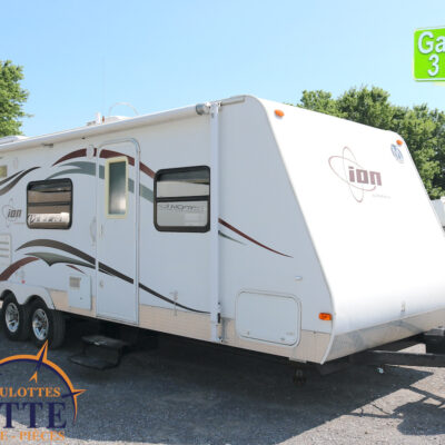 Ion 258 RB 2011-LM Cossette inc. vr-roulotte-fifth wheel-cargo-arctic wolf -Remote-Clipper-cherokee-grey wolf-wolf pup-kodiak cub-aspen trail-dutchmen-forest river-freedom express select-coachmen-apex nano -Trois-Rivières