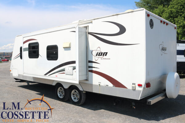 Ion 258 RB 2011-LM Cossette inc. vr-roulotte-fifth wheel-cargo-arctic wolf -Remote-Clipper-cherokee-grey wolf-wolf pup-kodiak cub-aspen trail-dutchmen-forest river-freedom express select-coachmen-apex nano -Trois-Rivières
