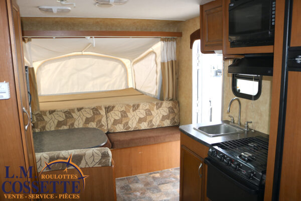 Travelstar 187 TB 2012-LM Cossette inc. vr-roulotte-fifth wheel-cargo-arctic wolf -Remote-Clipper-cherokee-grey wolf-wolf pup-kodiak cub-aspen trail-dutchmen-forest river-freedom express select-coachmen-apex nano -Trois-Rivières