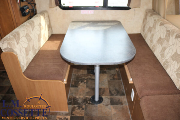 Travelstar 187 TB 2012-LM Cossette inc. vr-roulotte-fifth wheel-cargo-arctic wolf -Remote-Clipper-cherokee-grey wolf-wolf pup-kodiak cub-aspen trail-dutchmen-forest river-freedom express select-coachmen-apex nano -Trois-Rivières
