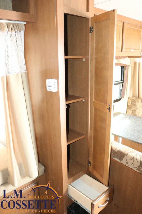 Travelstar 187 TB 2012-LM Cossette inc. vr-roulotte-fifth wheel-cargo-arctic wolf -Remote-Clipper-cherokee-grey wolf-wolf pup-kodiak cub-aspen trail-dutchmen-forest river-freedom express select-coachmen-apex nano -Trois-Rivières
