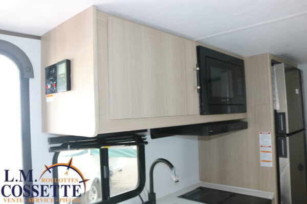 Kodiak 178 BHS 2026-LM Cossette inc. vr-roulotte-fifth wheel-cargo-arctic wolf -Remote-Clipper-cherokee-grey wolf-wolf pup-kodiak cub-aspen trail-dutchmen-forest river-freedom express select-coachmen-apex nano -Trois-Rivières
