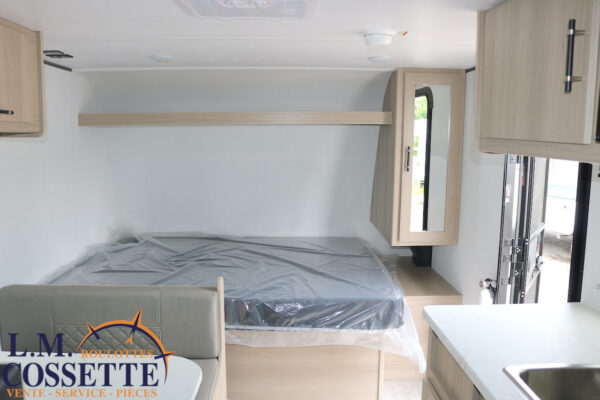 Kodiak 178 BHS 2026-LM Cossette inc. vr-roulotte-fifth wheel-cargo-arctic wolf -Remote-Clipper-cherokee-grey wolf-wolf pup-kodiak cub-aspen trail-dutchmen-forest river-freedom express select-coachmen-apex nano -Trois-Rivières