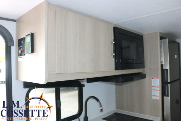 Kodiak 178 BHS 2026-LM Cossette inc. vr-roulotte-fifth wheel-cargo-arctic wolf -Remote-Clipper-cherokee-grey wolf-wolf pup-kodiak cub-aspen trail-dutchmen-forest river-freedom express select-coachmen-apex nano -Trois-Rivières